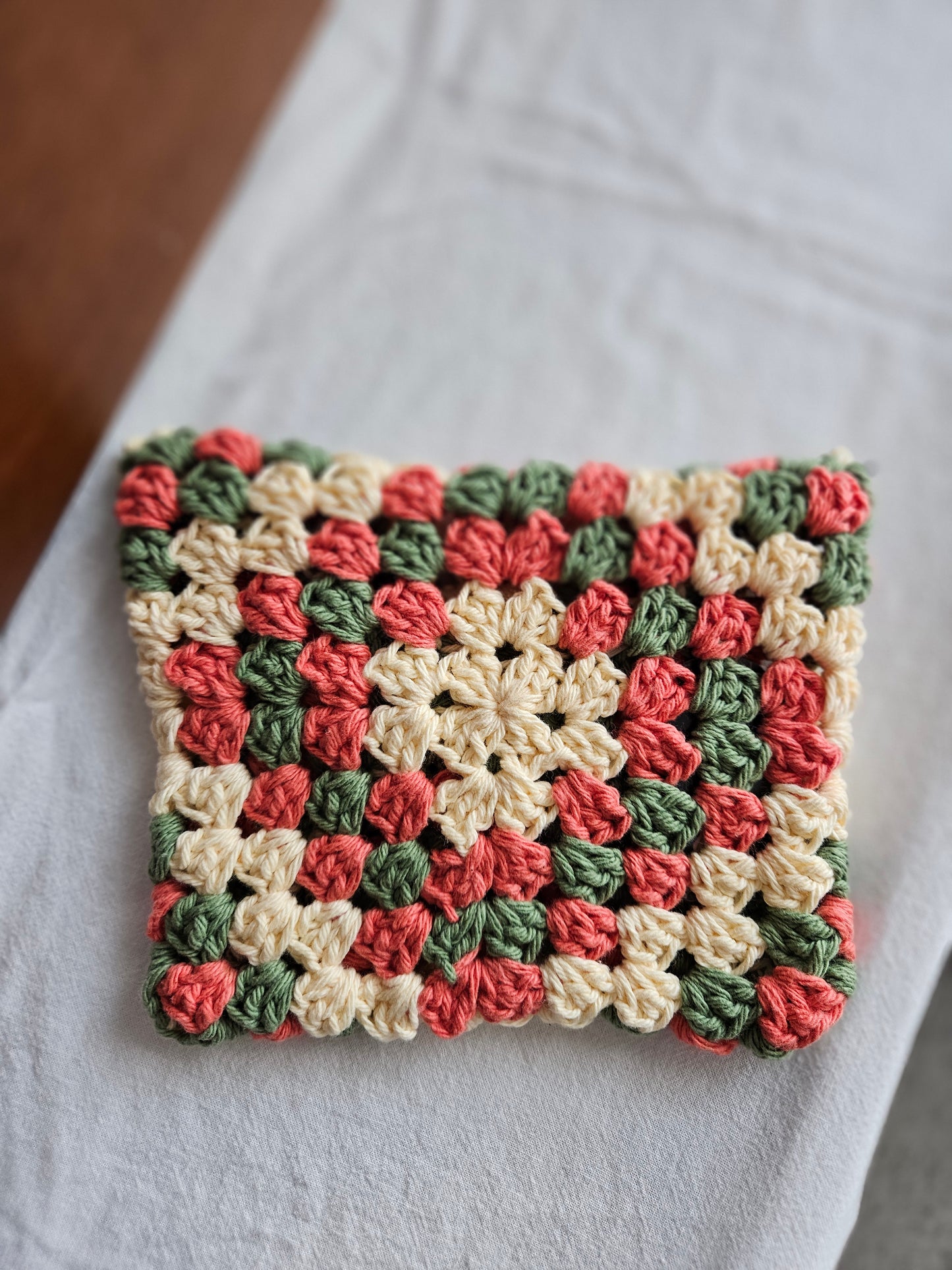 Crocheted Granny E-Book Sleeve