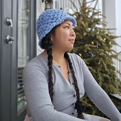 Crocheted Bucket Hat - Fluffy Sky