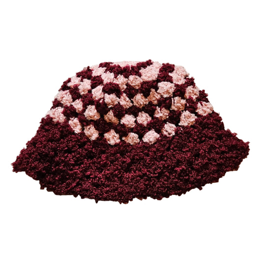Crocheted Bucket Hat - Fluffy Blush