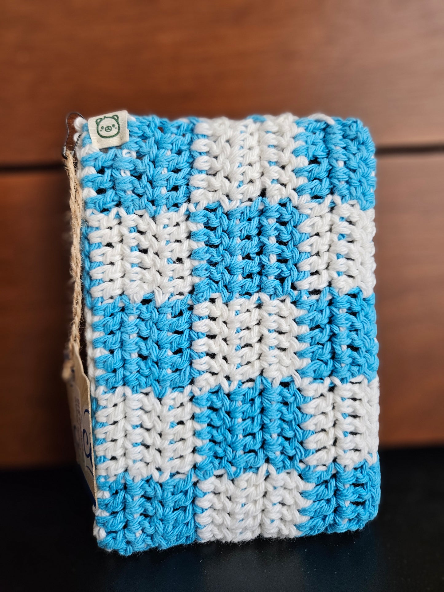 Crocheted Checkered E-Book Sleeve